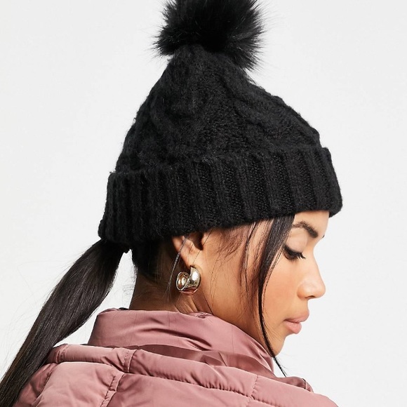 RIVER ISLAND Cable Knit Beanie - Picture 2 of 5